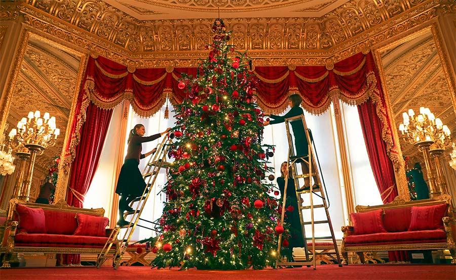 Как украсили свои дворцы королевские особы к Рождеству