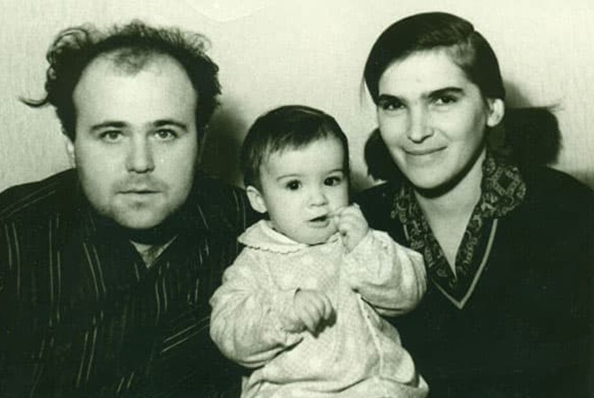 Александр Калягин с первой супругой и дочкой