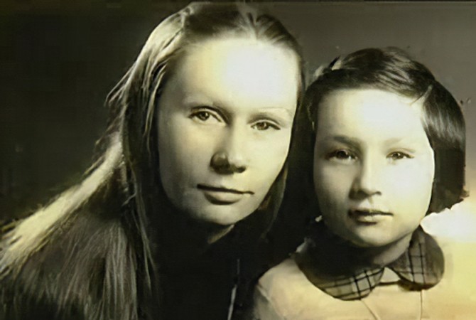 Елизавета Никищихина с дочерью Катей